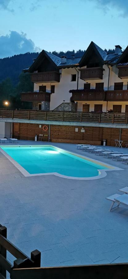 Borgo Alpino Chalet 4 Aprica Exterior photo